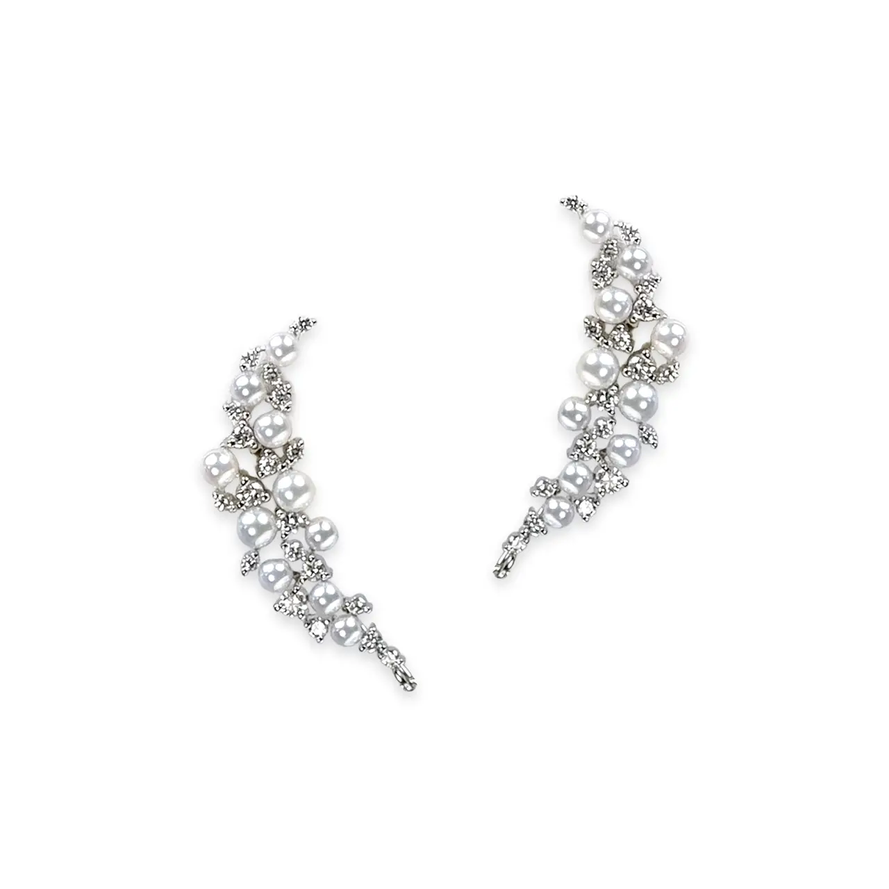 雪待月（ゆきまちづき）Pt950 アコヤ無調色パール ダイヤモンド ピアス