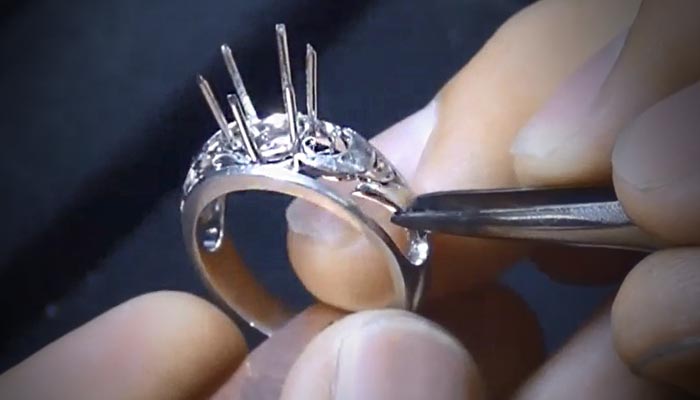 ダイヤモンドリング　透かし技法の制作工程