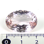 モルガナイト（オーバルカット）22.28ct