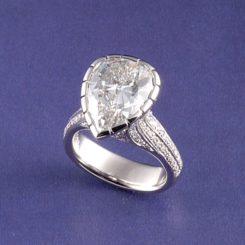 Pt900 Diamond Ring