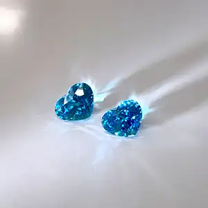 ハートカットブルージルコンのペア　入荷
